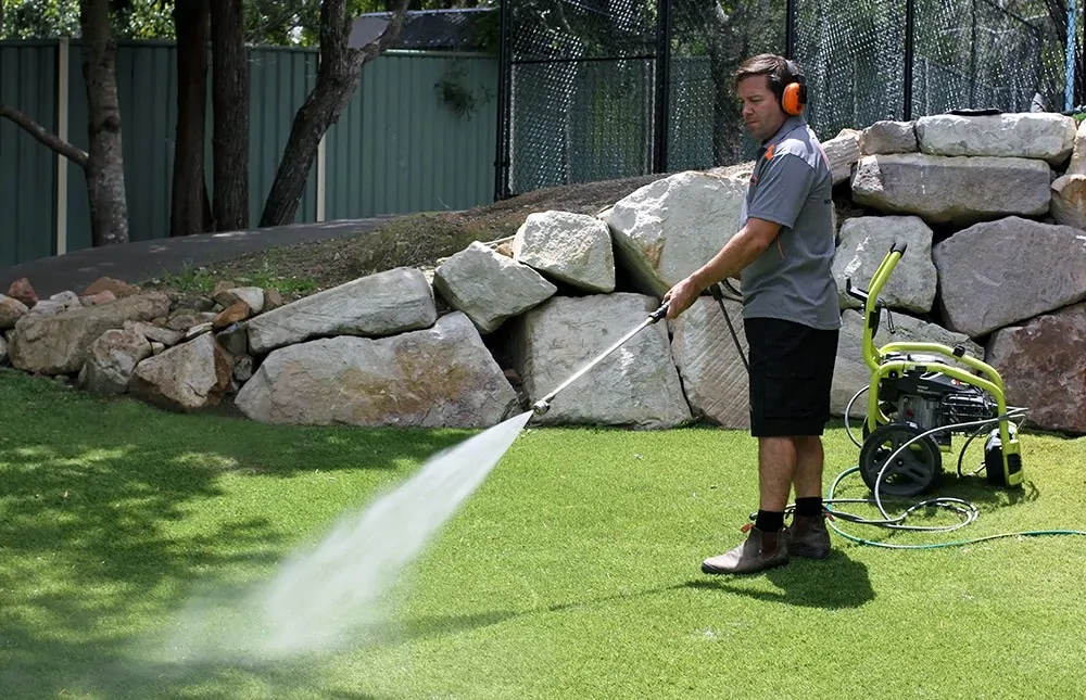 Gardening maintenance high pressure water clean