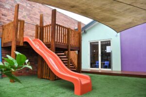 Bimbi-fort-sandpit-fence