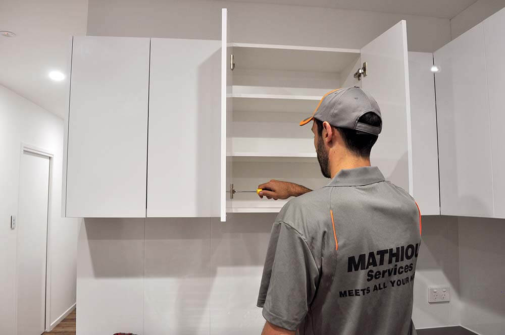 Mathious Service Maintenance and Repairing worker