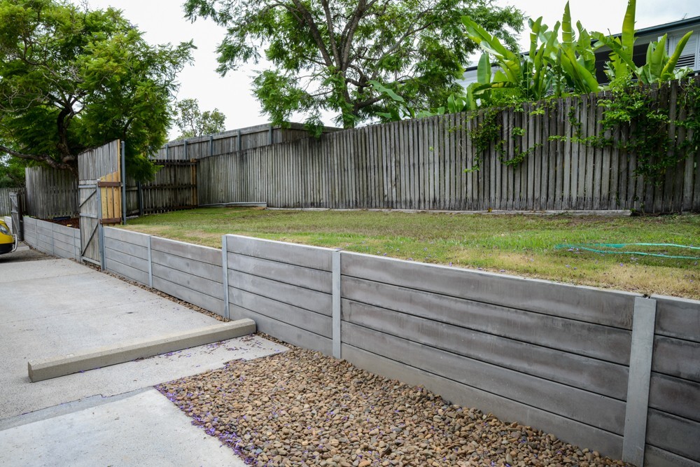 Commercial fencing